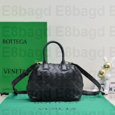 Bottega Veneta Mini Bauletto bag in lambskin black 2023