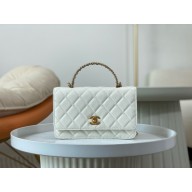 CHANEL Wallet on Chain IN Shiny Grained Calfskin AP4062 white 2024