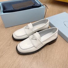 Prada Open-edge bead cowhide Loafers in white  P89