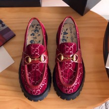 Gucci Velvet/Cowhide open edge beads Platform loafers in red   Gs306