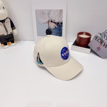 Balenciaga x NASA Baseball cap in beige   Bh007