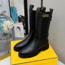 FENDI Soft cowhide stitching knitted sock tube Mid boots in Black Fes031