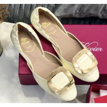 Roger Vivier Chips Ballerinas in Patent Leather Creamy