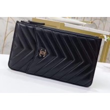 Chanel Classic Pouch Clutch Bag for iPhone 84402 AP0225 in Chevron Lambskin Black